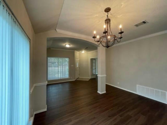 508 HUNTERS POINT CT, LEANDER, TX 78641, photo 2 of 9