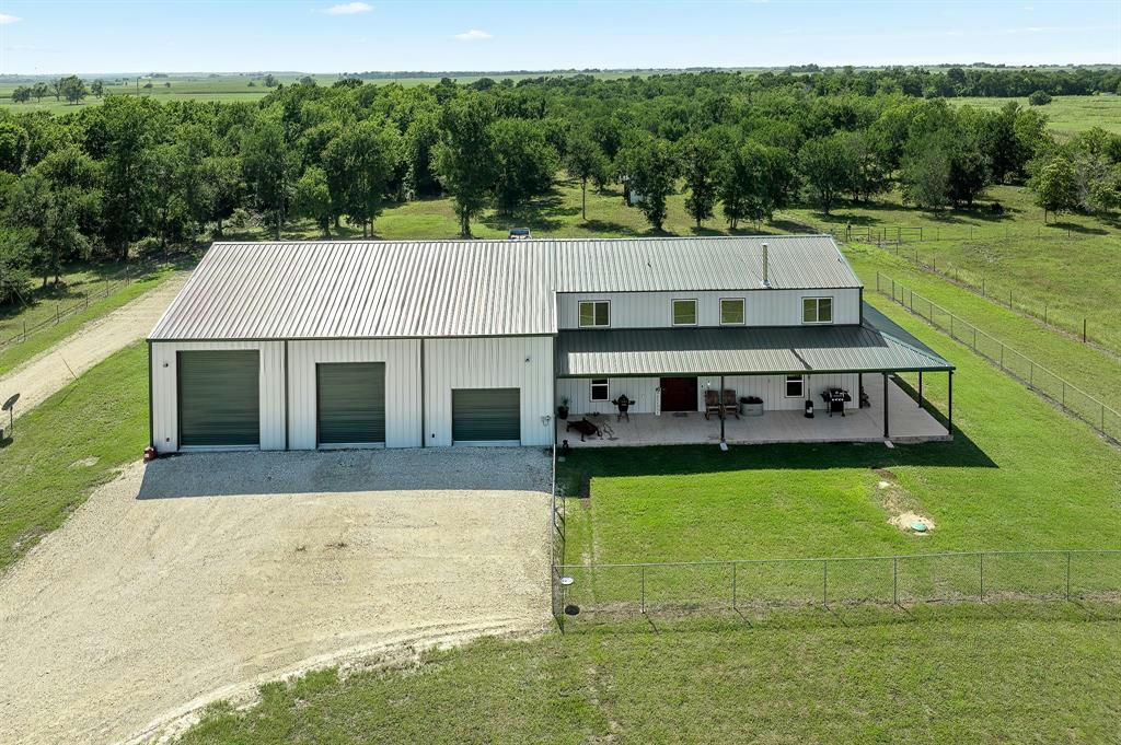 463 COUNTY ROAD 436, THORNDALE, TX 76577, photo 1 of 40