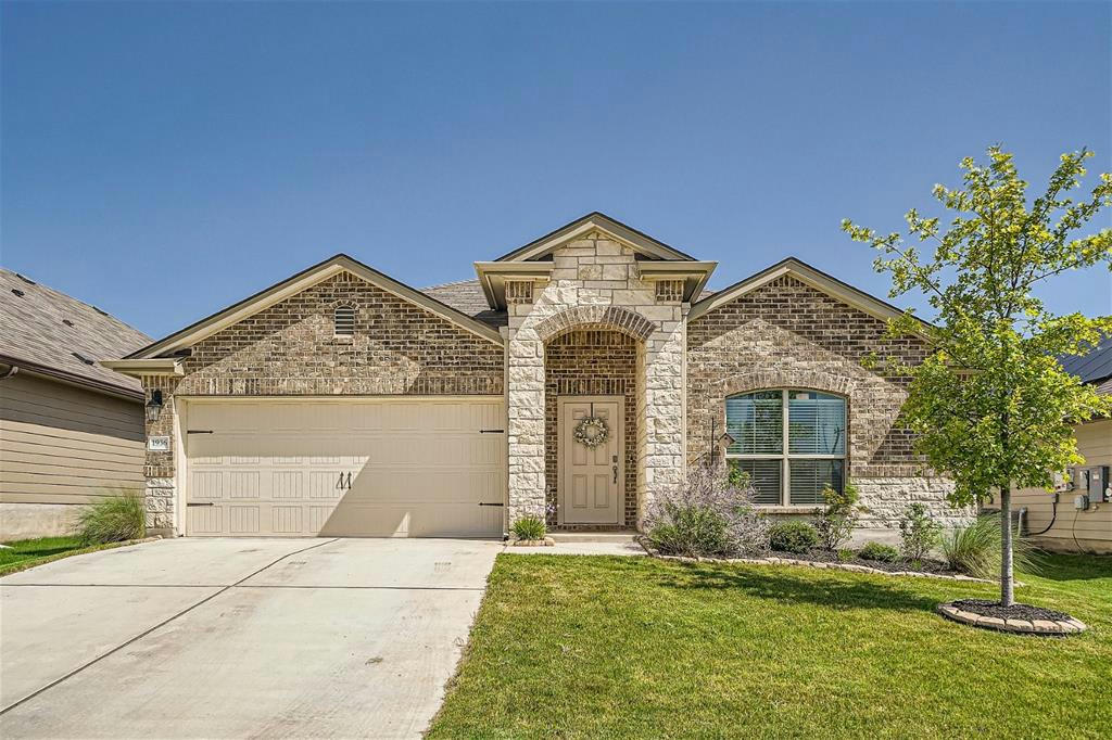 1936 TH JOHNSON, TAYLOR, TX 76574, photo 1 of 28