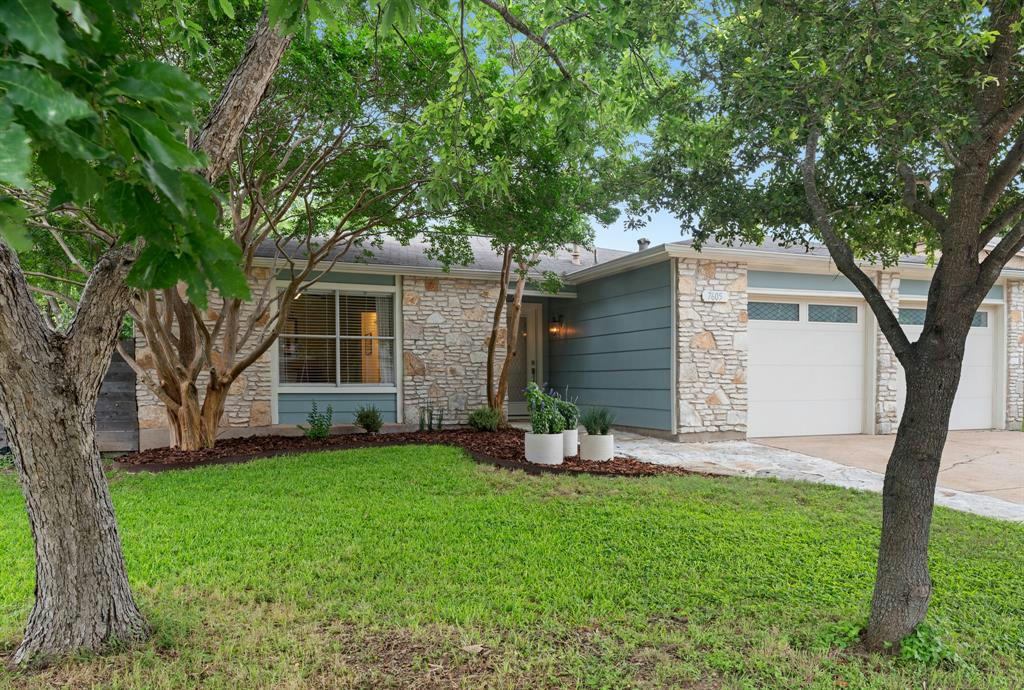 7605 CLYDESDALE DR, AUSTIN, TX 78745, photo 1 of 36