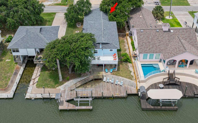 246 STARBOARD AVE, ROCKPORT, TX 78382, photo 4 of 38