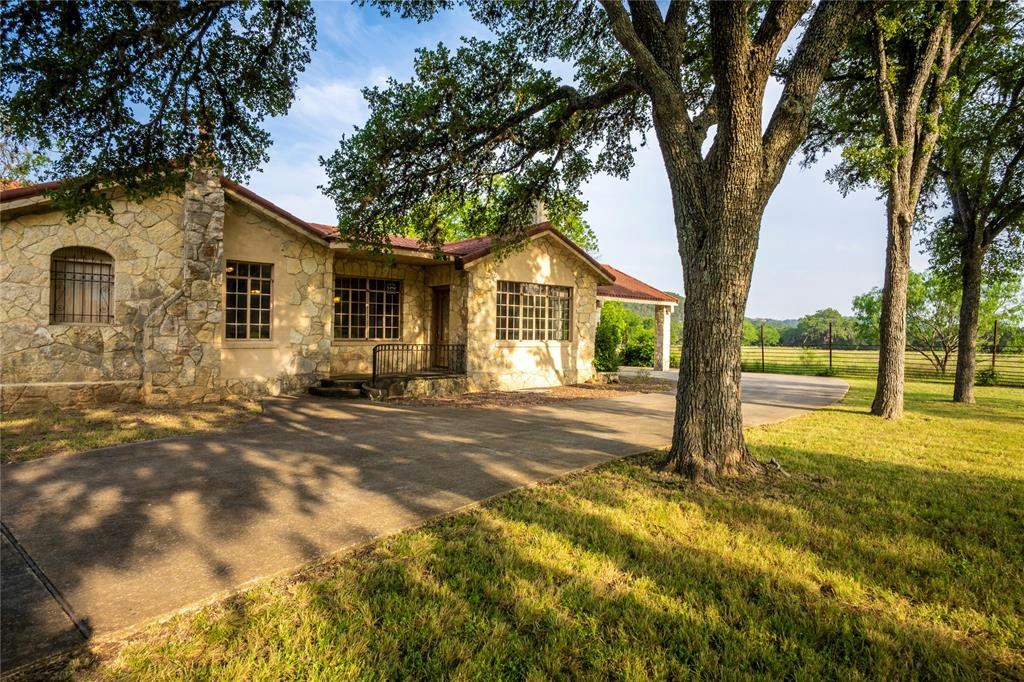 16290 SCENIC LOOP RD, HELOTES, TX 78023, photo 1 of 39