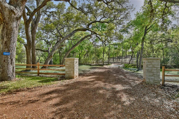 1000 KNEIP RD, ROUND TOP, TX 78954 - Image 1