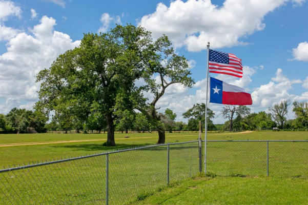 930 COUNTY ROAD 357, GAUSE, TX 77857, photo 5 of 35