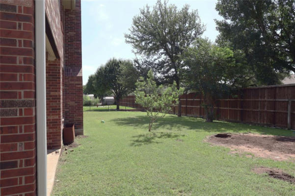 329 CHAMPIONS DR, GEORGETOWN, TX 78628, photo 5 of 38