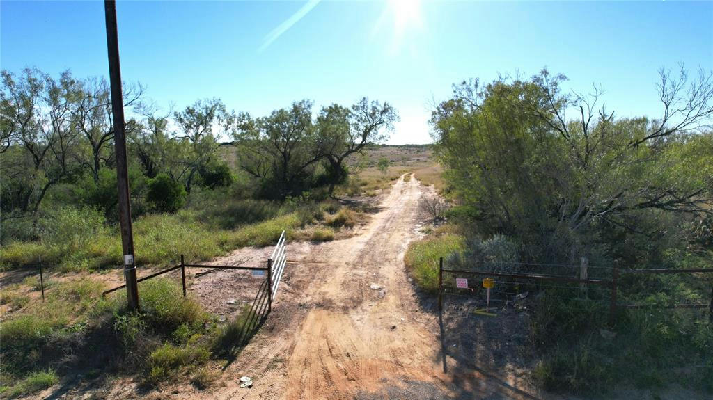 1913 KEYSTONE RD, PEARSALL, TX 78061, photo 1 of 36