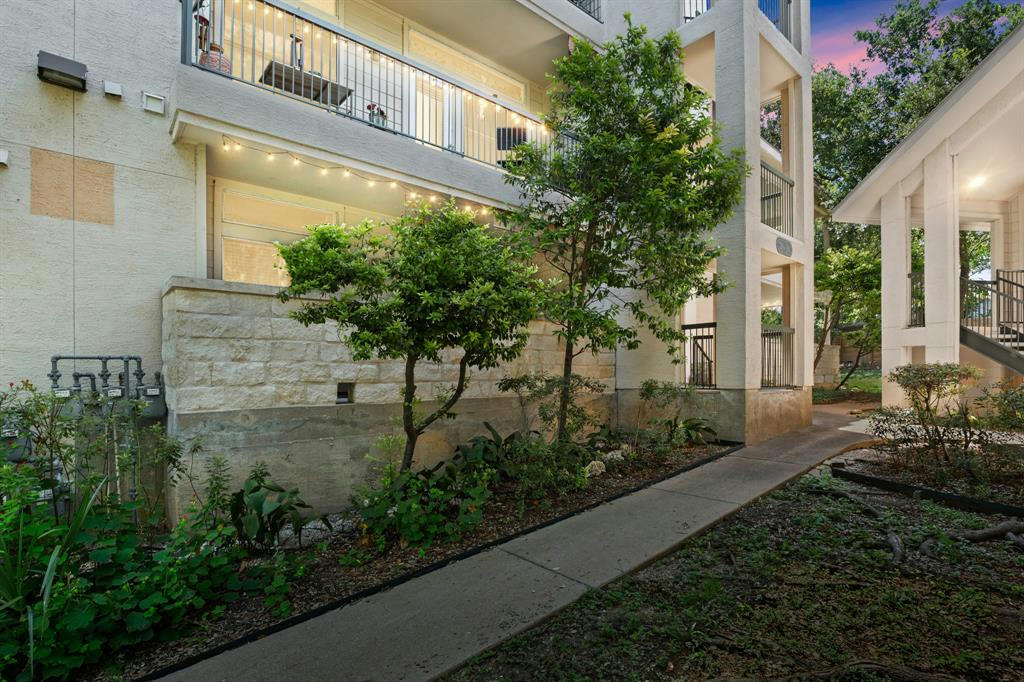 2209 HANCOCK DR APT 29, AUSTIN, TX 78756, photo 1 of 17