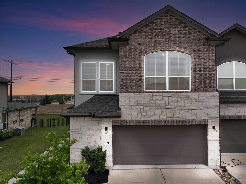 321 EPIPHANY LN, PFLUGERVILLE, TX 78660, photo 1 of 39