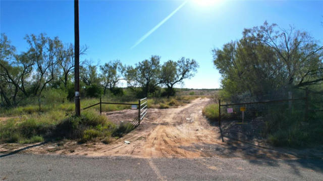 1913 KEYSTONE RD, PEARSALL, TX 78061, photo 2 of 36