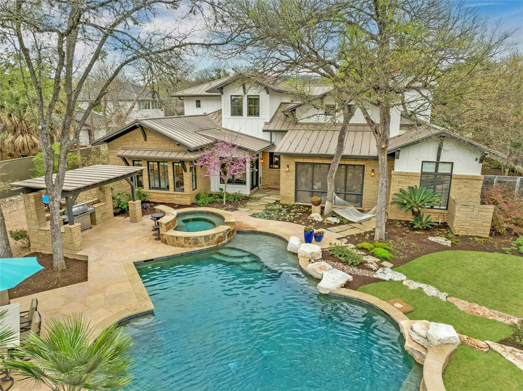 613 ROCKY RIVER RD, WEST LAKE HILLS, TX 78746, photo 1 of 40