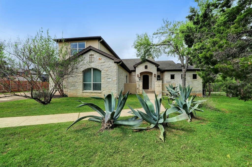 4450 STEARNS LN, SUNSET VALLEY, TX 78735, photo 1 of 24