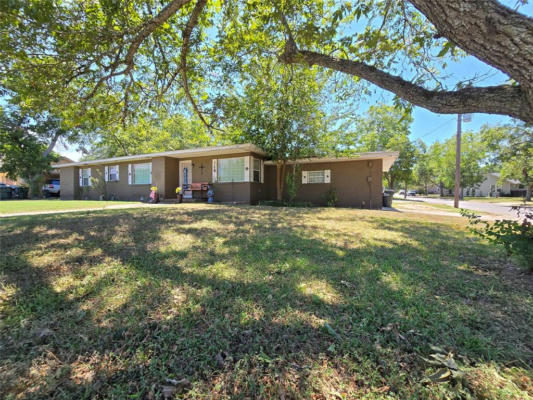 804 E NORTH MAIN ST, FLATONIA, TX 78941 - Image 1